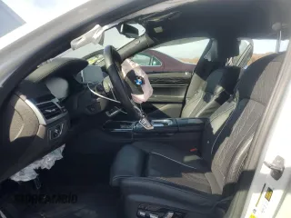 2022 BMW 7 Series 750i xDrive с VIN WBA7U2C03NCJ55428, выставлен на аукционе Copart как лот 78729204 с пробегом Не указан миль и Списание • Salvage title. История ставок и продаж доступна на DreamBid. Изображение 7.