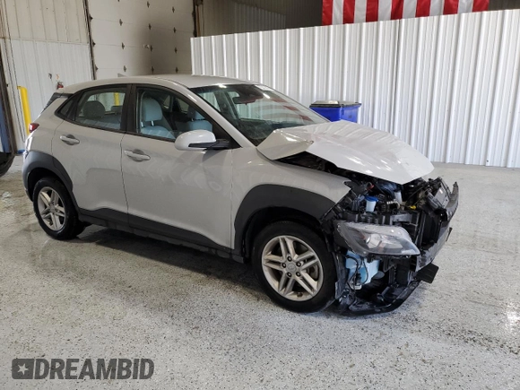 2022 Hyundai Kona SE with VIN KM8K2CAB1NU792305, listed as a Copart auction lot 48999245 with 57,554 mi miles and Clean Title. Bid and sale history available at carsss.com. Image 4.