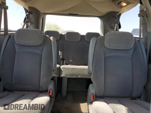 2006 Dodge Grand Caravan SXT z VIN 2D4GP44L96R630705, wystawiony jako Copart lot #55657705 z przebiegiem 243 020 mil mil oraz Szkoda całkowita • Salvage title. Historia ofert i sprzedaży dostępna na DreamBid. Obrazek 10.