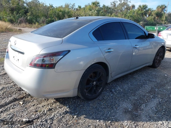 2012 Nissan Maxima 3.5 SV with VIN 1N4AA5AP5CC865162, listed as a IAAI auction lot 41030635 with 69 mi miles. Bid and sale history available at carsss.com. Image 4.
