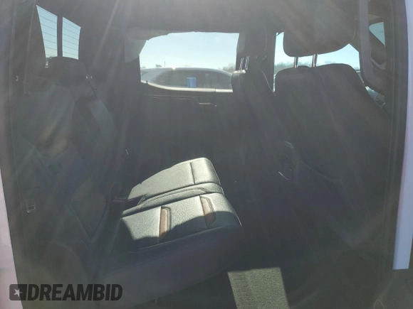 2023 GMC Sierra 1500 AT4 with VIN 3GTUUEE81PG231674, listed as a Copart auction lot 44615465 with 35,569 mi miles and Salvage title. Bid and sale history available at DreamBid. Image 10.