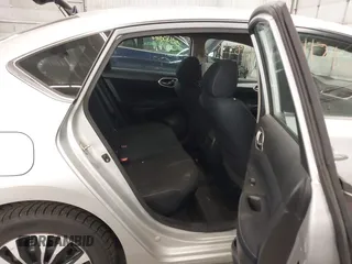 2014 Nissan Sentra SR z VIN 3N1AB7AP6EY251012, wystawiony jako IAAI lot #41792892 z przebiegiem 109 386 mil mil oraz . Historia ofert i sprzedaży dostępna na DreamBid. Obrazek 8.