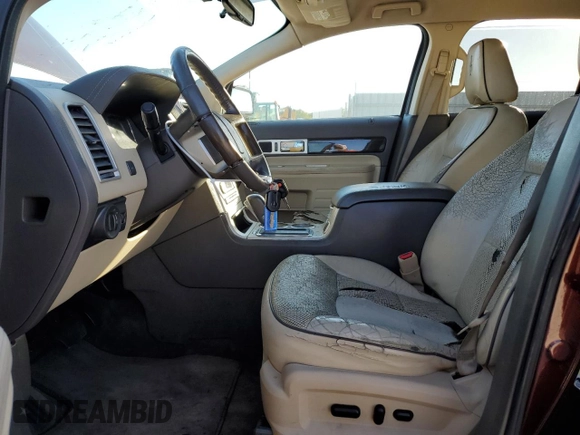 2009 Lincoln MKX with VIN 2LMDU68C09BJ01624, listed as a Copart auction lot 81172834 with Not Provided miles and Salvage Title. Bid and sale history available at carsss.com. Image 7.