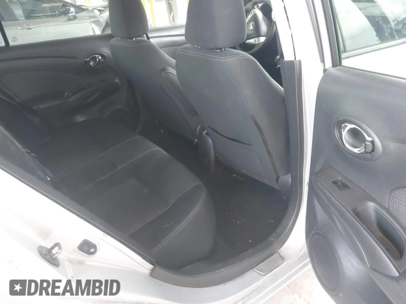 2016 Nissan Versa SV z VIN 3N1CN7AP9GL890842, wystawiony jako IAAI lot #42299478 z przebiegiem 90 572 mil mil oraz . Historia ofert i sprzedaży dostępna na DreamBid. Obrazek 8.