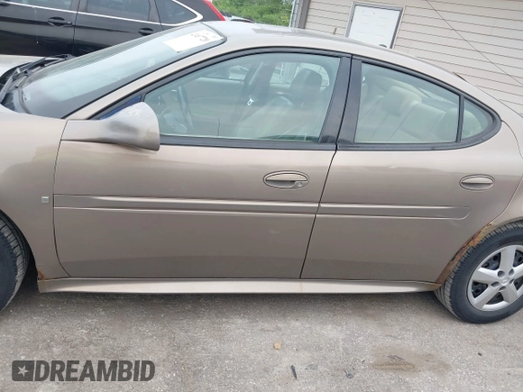 2007 Pontiac Grand Prix with VIN 2G2WP552671169231, listed as a IAAI auction lot 42407720 with 279,492 mi miles and . Bid and sale history available at DreamBid. Image 14.
