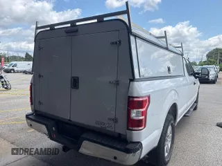 2019 Ford F-150 z VIN 1FTFX1C4XKKE10533, wystawiony jako IAAI lot #42843481 z przebiegiem 52 694 mil mil oraz . Historia ofert i sprzedaży dostępna na DreamBid. Obrazek 9.