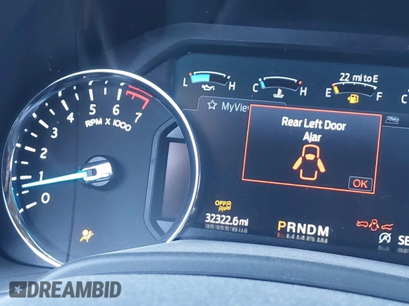 2021 Ford Expedition XLT with VIN 1FMJU1HT8MEA75501, listed as a IAAI auction lot 41212610 with 32,322 mi miles and . Bid and sale history available at DreamBid. Image 16.