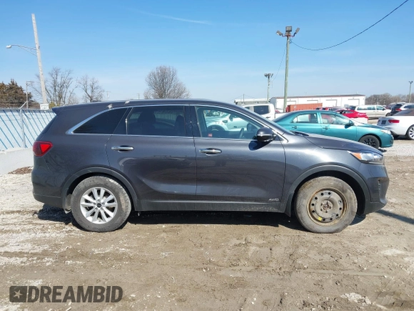 2019 Kia Sorento LX with VIN 5XYPGDA38KG515237, listed as a IAAI auction lot 41782259 with 55,543 mi miles. Bid and sale history available at carsss.com. Image 13.