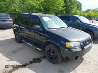 2006 Ford Escape Limited с VIN 1FMCU94176KA06671, выставлен на аукционе IAAI как лот 42302789 с пробегом 190 320 миль миль и . История ставок и продаж доступна на DreamBid. Изображение 1.