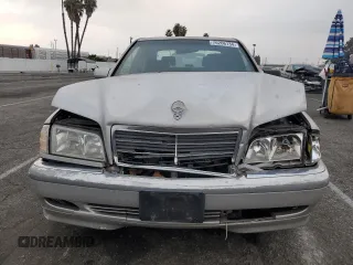 2000 Mercedes-Benz C 230 Kompressor with VIN WDBHA24G4YF929022, listed as a Copart auction lot 76266134 with 197,452 mi miles and Clean Title. Bid and sale history available at carsss.com. Image 5.