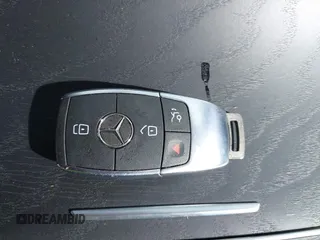 2020 Mercedes-Benz GLC 300 with VIN WDC0G8DB7LF718775, listed as a IAAI auction lot 41807370 with 59,120 mi miles and . Bid and sale history available at DreamBid. Image 11.
