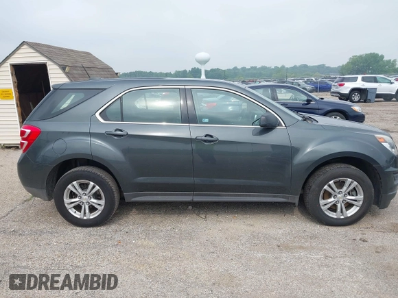 2017 Chevrolet Equinox LS z VIN 2GNALBEK5H1513091, wystawiony jako IAAI lot #42447922 z przebiegiem 240 192 mil mil oraz . Historia ofert i sprzedaży dostępna na DreamBid. Obrazek 13.