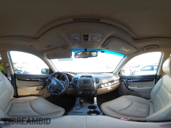 2012 Kia Sorento EX with VIN 5XYKUDA25CG239594, listed as a IAAI auction lot 41754946 with 135,005 mi miles. Bid and sale history available at carsss.com. Image 20.