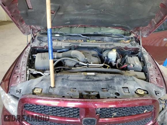 2016 Ram 1500 Express z VIN 3C6RR6KT3GG197928, wystawiony jako Copart lot #52448765 z przebiegiem 110 844 mil mil oraz Szkoda całkowita • Salvage title. Historia ofert i sprzedaży dostępna na DreamBid. Obrazek 13.