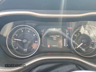 2014 Jeep Cherokee Latitude with VIN 1C4PJLCBXEW165312, listed as a Copart auction lot 48423755 with 113,950 mi miles and Salvage Title. Bid and sale history available at carsss.com. Image 9.