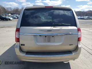 2014 Chrysler Town & Country Touring with VIN 2C4RC1BG9ER255998, listed as a Copart auction lot 51385125 with 91,356 mi miles and Clean Title. Bid and sale history available at DreamBid. Image 6.