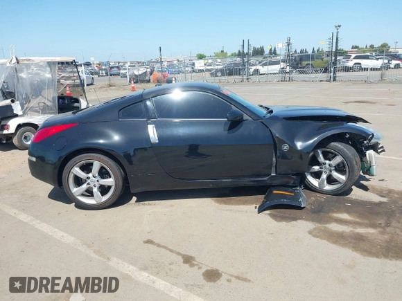 2008 Nissan 350Z Grand Touring with VIN JN1BZ34EX8M750793, listed as a IAAI auction lot 42093716 with 124,386 mi miles. Bid and sale history available at carsss.com. Image 14.