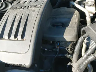 2017 Chevrolet Equinox LS z VIN 2GNFLEEK4H6145223, wystawiony jako IAAI lot #43306463 z przebiegiem 104 662 mil mil oraz . Historia ofert i sprzedaży dostępna na DreamBid. Obrazek 19.