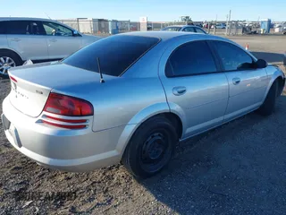 2005 Dodge Stratus SXT z VIN 1B3EL46T65N612205, wystawiony jako IAAI lot #41406828 z przebiegiem 155 314 mil mil oraz . Historia ofert i sprzedaży dostępna na DreamBid. Obrazek 4.