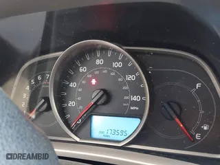 2015 Toyota RAV4 XLE with VIN JTMWFREVXFD066557, listed as a IAAI auction lot 41825354 with 173,595 mi miles. Bid and sale history available at carsss.com. Image 7.