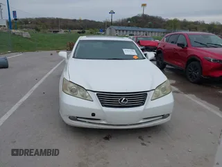 2008 Lexus ES 350 with VIN JTHBJ46G282183370, listed as a IAAI auction lot 42011306 with 230,946 mi miles. Bid and sale history available at carsss.com. Image 12.
