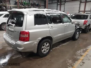 2003 Toyota Highlander with VIN JTEHF21A130133824, listed as a IAAI auction lot 40991566 with 161,244 mi miles. Bid and sale history available at carsss.com. Image 4.