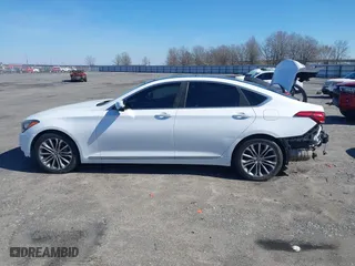 2015 Hyundai Genesis 3.8L with VIN KMHGN4JE7FU082789, listed as a IAAI auction lot 41480393 with 84,481 mi miles. Bid and sale history available at carsss.com. Image 14.