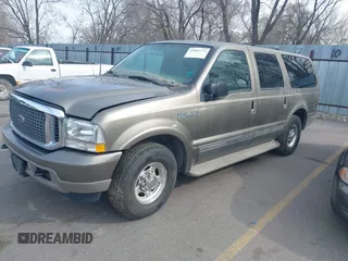 2002 Ford Excursion Limited z VIN 1FMNU42S42ED36879, wystawiony jako IAAI lot #41962773 z przebiegiem Nie podano mil oraz . Historia ofert i sprzedaży dostępna na DreamBid. Obrazek 2.