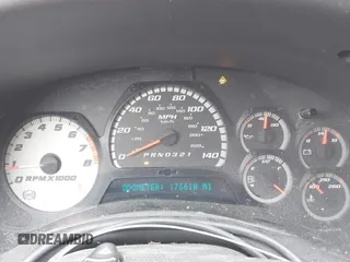 2006 Chevrolet TrailBlazer LT with VIN 1GNES13H162266610, listed as a IAAI auction lot 41630250 with 176,610 mi miles. Bid and sale history available at carsss.com. Image 7.