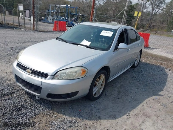 2013 Chevrolet Impala LTZ with VIN 2G1WC5E33D1200858, listed as a IAAI auction lot 41784028 with 191,138 mi miles. Bid and sale history available at carsss.com. Image 2.
