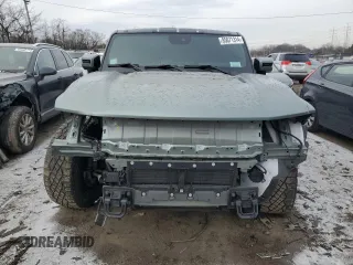 2024 GMC Hummer EV 3X with VIN 1GKB0RDC6RU101989, listed as a Copart auction lot 85671314 with 7,434 mi miles and Salvage Title. Bid and sale history available at carsss.com. Image 5.