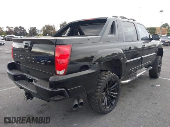 2003 Chevrolet Avalanche with VIN 3GNEC13T33G191705, listed as a IAAI auction lot 42289684 with 149,607 mi miles and . Bid and sale history available at DreamBid. Image 4.