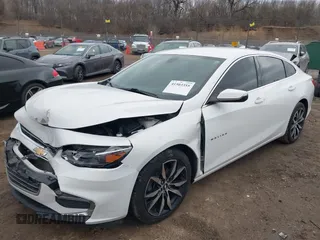 2018 Chevrolet Malibu LT z VIN 1G1ZD5ST4JF284966, wystawiony jako IAAI lot #41503355 z przebiegiem 99 181 mil mil oraz . Historia ofert i sprzedaży dostępna na DreamBid. Obrazek 17.