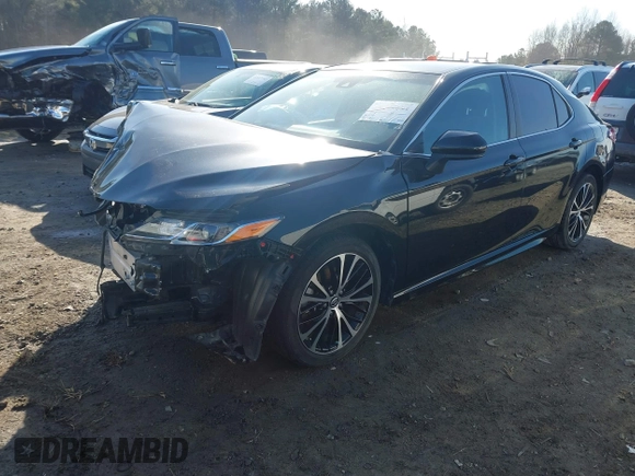 2018 Toyota Camry LE z VIN 4T1B11HK4JU151656, wystawiony jako IAAI lot #41524694 z przebiegiem 52 581 mil mil oraz . Historia ofert i sprzedaży dostępna na DreamBid. Obrazek 18.