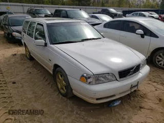 1998 Volvo V70 с VIN YV1LW5581W2459259, выставлен на аукционе Copart как лот 38167141 с пробегом 224 480 миль миль и Чистый • Clean title. История ставок и продаж доступна на DreamBid. Изображение 1.