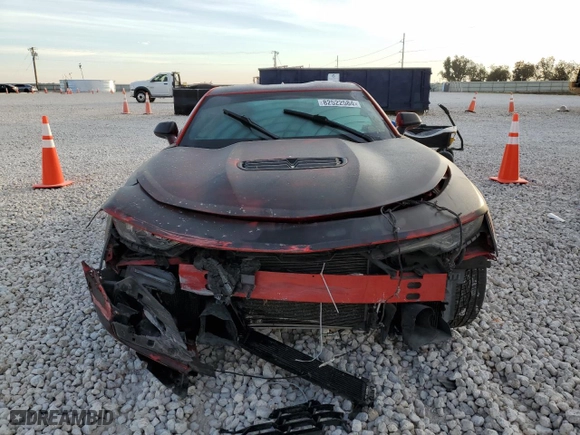 2019 Chevrolet Camaro 1SS with VIN 1G1FF1R76K0126566, listed as a Copart auction lot 82522584 with 0 mi miles and Salvage Title. Bid and sale history available at carsss.com. Image 5.