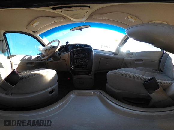 2001 Ford Windstar SE с VIN 2FMZA52451BA45402, выставлен на аукционе IAAI как лот 41453599 с пробегом 149 862 миль миль и . История ставок и продаж доступна на DreamBid. Изображение 19.