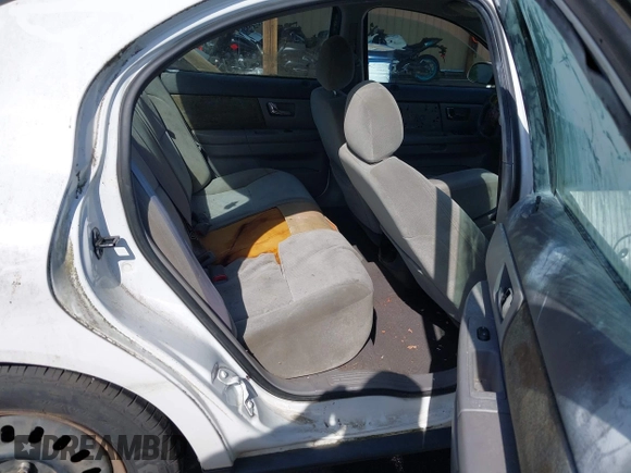 2002 Mercury Sable GS z VIN 1MEFM50U22G643733, wystawiony jako IAAI lot #42090195 z przebiegiem 119 940 mil mil oraz . Historia ofert i sprzedaży dostępna na DreamBid. Obrazek 8.
