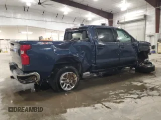 2022 Chevrolet Silverado 1500 LT with VIN 1GCPDDEK6NZ620844, listed as a Copart auction lot 49150835 with 40,717 mi miles and Salvage Title. Bid and sale history available at DreamBid. Image 3.