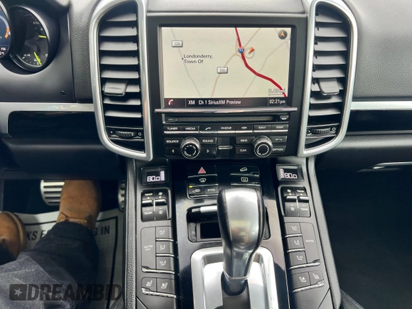 2016 Porsche Cayenne S E-Hybrid с VIN WP1AE2A23GLA62291, выставлен на аукционе Copart как лот 55436825 с пробегом 117 448 миль миль и Чистый • Clean title. История ставок и продаж доступна на DreamBid. Изображение 9.