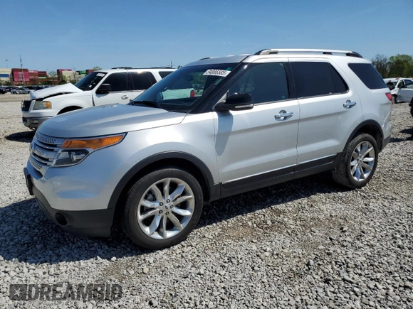 2014 Ford Explorer XLT z VIN 1FM5K8D80EGB50800, wystawiony jako Copart lot #54886585 z przebiegiem 121 085 mil mil oraz Szkody całkowita. Historia ofert i sprzedaży dostępna na DreamBid. Obrazek 1.