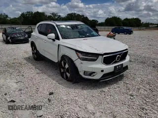 2020 Volvo XC40 Momentum with VIN YV4162UK3L2289293, listed as a Copart auction lot 58990463 with 40,269 mi miles and . Bid and sale history available at DreamBid. Image 11.