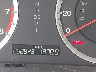 2009 Honda Accord LX-P z VIN 1HGCP26429A200918, wystawiony jako IAAI lot #41864656 z przebiegiem 252 843 mil mil oraz . Historia ofert i sprzedaży dostępna na DreamBid. Obrazek 15.