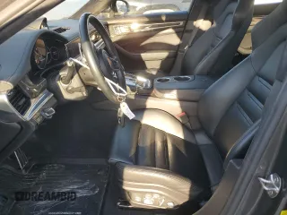 2017 Porsche Panamera Turbo с VIN WP0AF2A70HL151831, выставлен на аукционе Copart как лот 69283394 с пробегом 39 898 миль миль и Списание • Salvage title. История ставок и продаж доступна на DreamBid. Изображение 7.