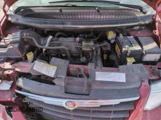2005 Chrysler Town & Country LX with VIN 2C8GP44R35R309001, listed as a Copart auction lot 52157155 with 141,465 mi miles and Salvage Title. Bid and sale history available at carsss.com. Image 14.