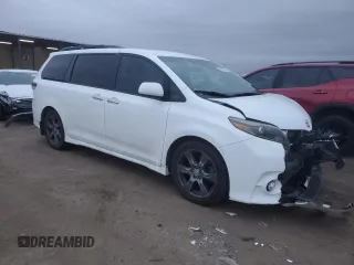 2017 Toyota Sienna SE with VIN 5TDXZ3DC4HS769359, listed as a Copart auction lot 89306885 with 99,341 mi miles and Salvage Title. Bid and sale history available at carsss.com. Image 4.