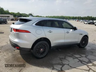 2019 Jaguar F-Pace 25t z VIN SADCS2FXXKA390386, wystawiony jako Copart lot #54671255 z przebiegiem 103 930 mil mil oraz Szkoda całkowita • Salvage title. Historia ofert i sprzedaży dostępna na DreamBid. Obrazek 3.
