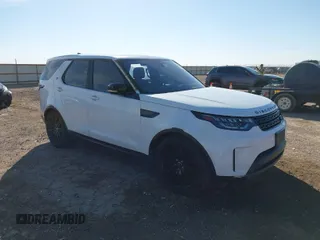 2017 Land Rover Discovery HSE Luxury with VIN SALRHBBV9HA019780, listed as a IAAI auction lot 40664026 with 108,624 mi miles. Bid and sale history available at carsss.com. Image 1.