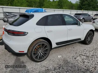2023 Porsche Macan with VIN WP1AA2A51PLB15642, listed as a Copart auction lot 54434425 with 21,385 mi miles and Clean title. Bid and sale history available at DreamBid. Image 3.