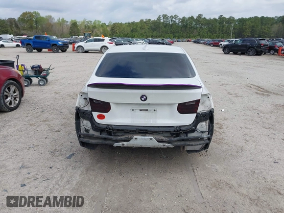 2014 BMW 3 Series 328i with VIN WBA3A5C59EP601126, listed as a IAAI auction lot 41921844 with 124,844 mi miles. Bid and sale history available at carsss.com. Image 16.